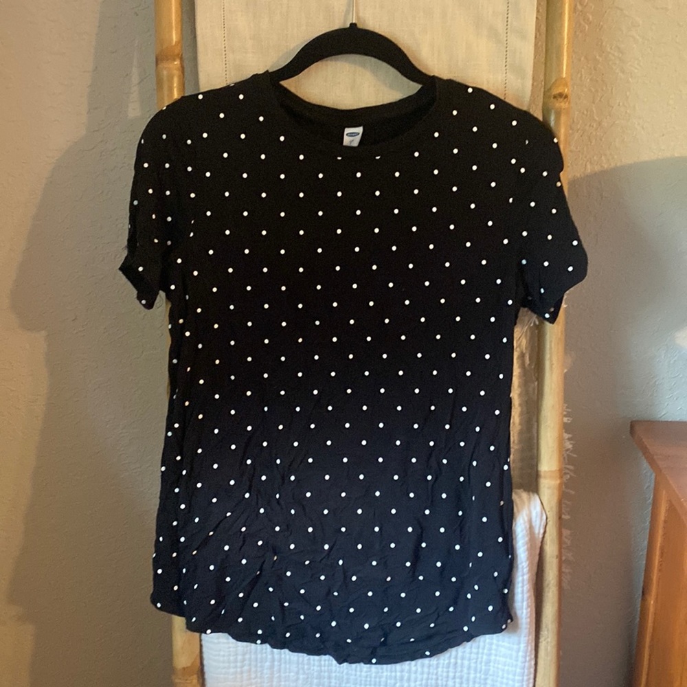 Old Navy Black and white polka dot top